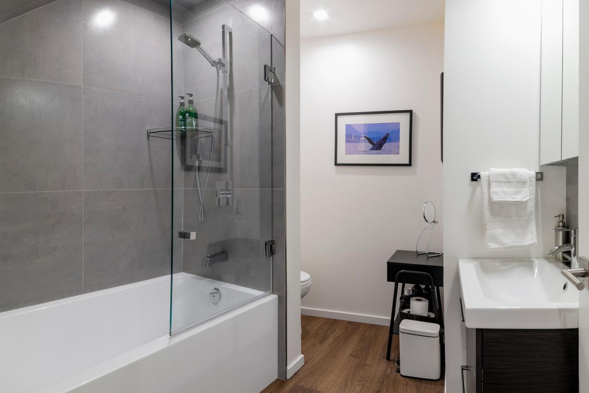 Storm Cove Suites 尤克卢利特 客房 照片